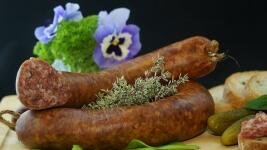 klobása sausage-556491 1280